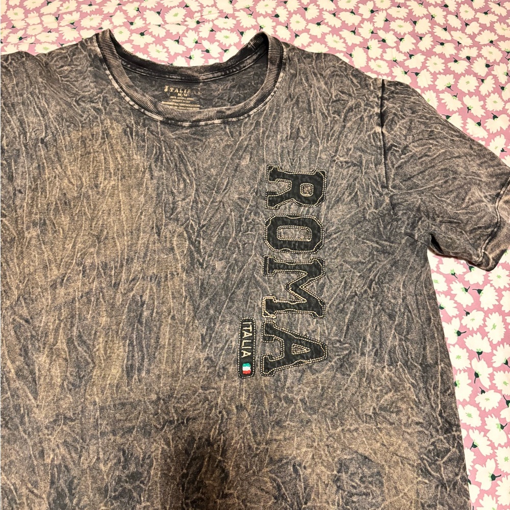 Italina Gray Short Sleeve Tee with Sporty Design